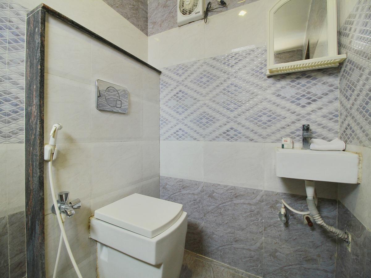 מדוראי Oyo 11489 Pkn Classic Regency מראה חיצוני תמונה